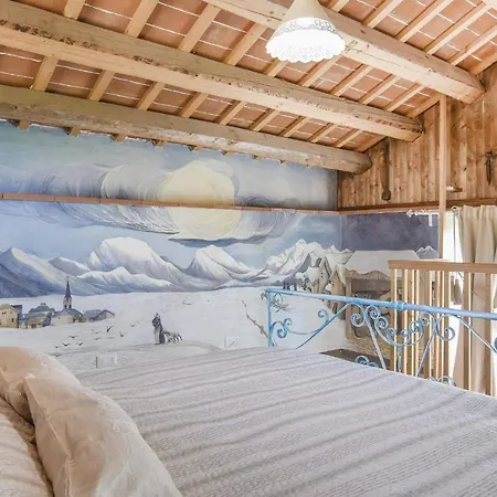 Holiday home La Casetta Dipinta Paderno (Belluno)